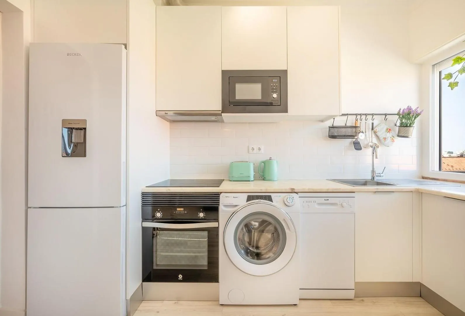 Guestready - A Charming Stay Near Alvalade Lisbon 0*,  Portugal